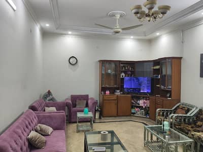 10 marla house for rent in lda avenue 1 block J near to main park (family+ office) available  hot location  main apporched