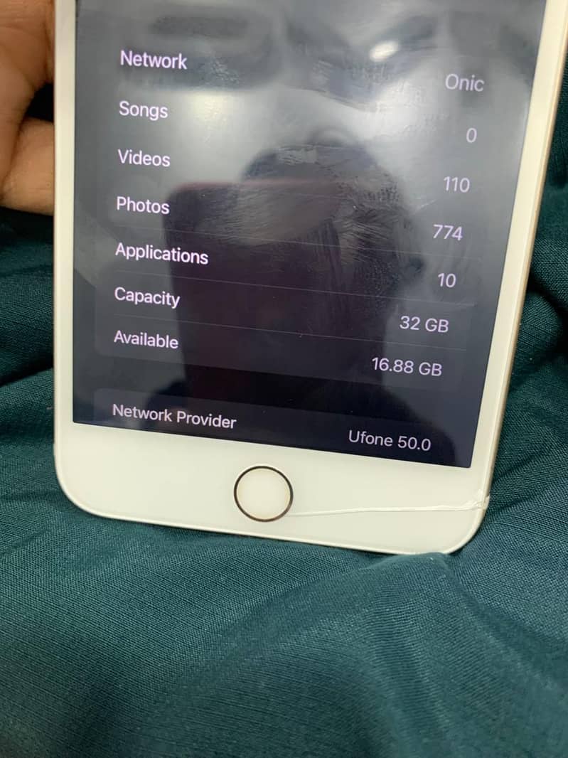 Apple iPhone 7 Plus 2