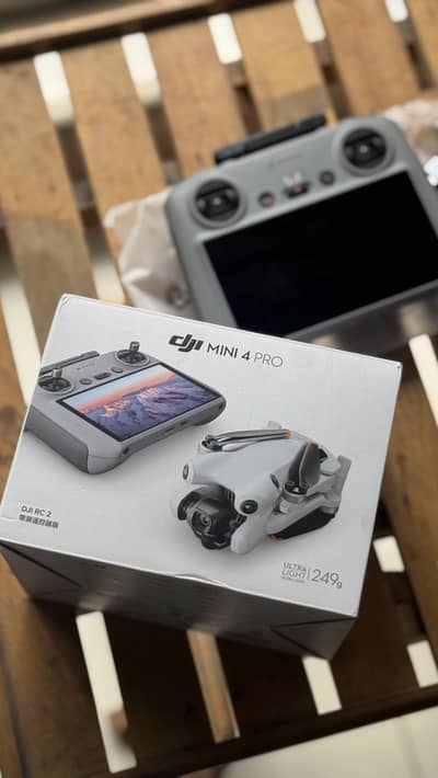 DJI Mini 4 Pro (RC 2 controller)