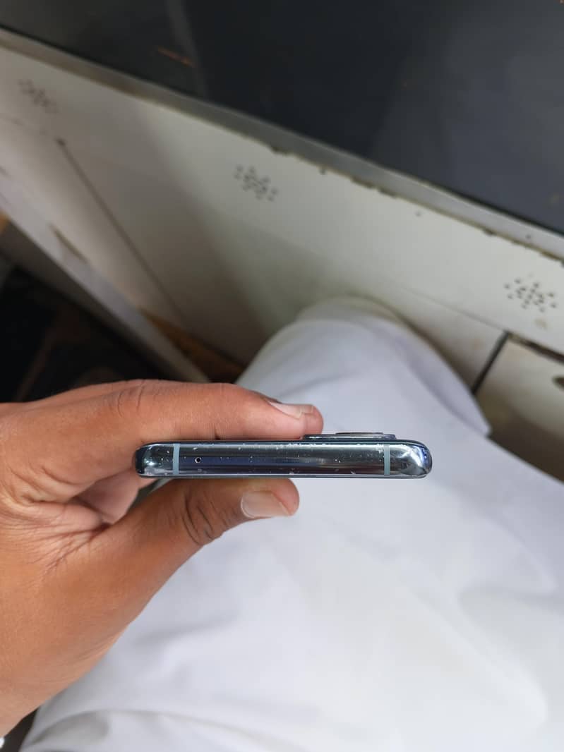 One Plus 9 Pro 3
