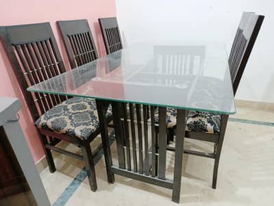 6-Seater Wooden Dining Table Set with Glass Top – Excellent Condition