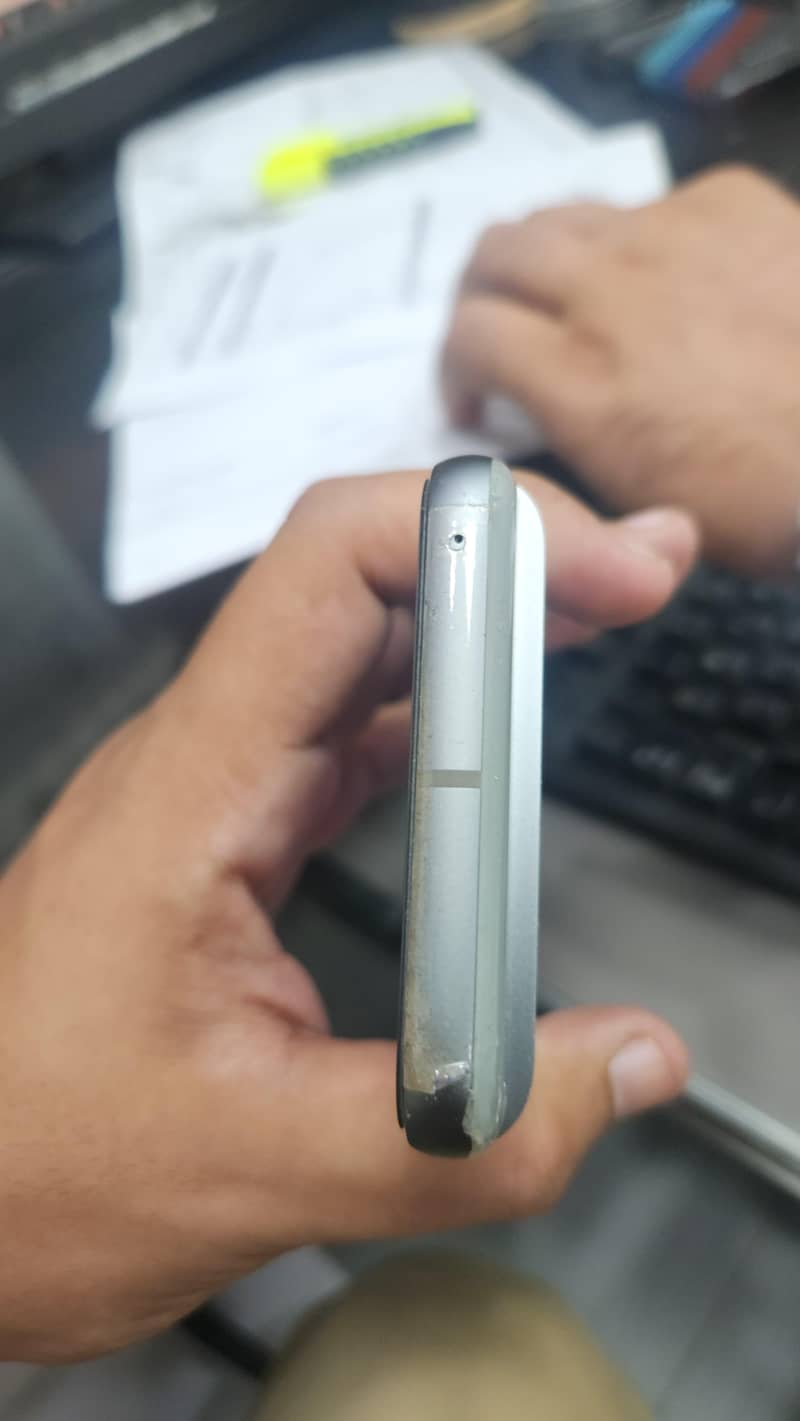 Google Pixel 8 2