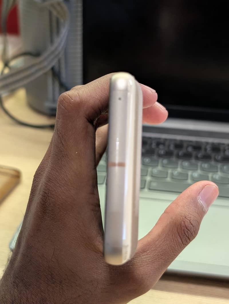 Google Pixel 8 5
