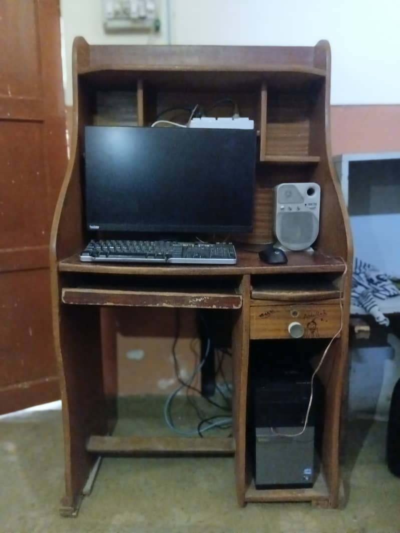 Brown Computer Table 4