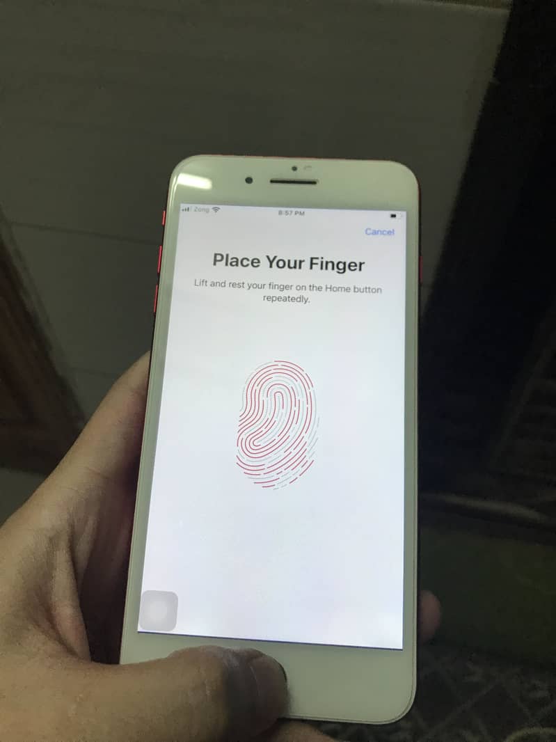 Apple iPhone 7 Plus 2