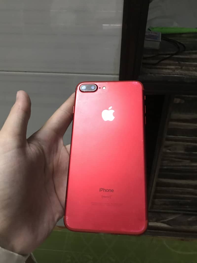 Apple iPhone 7 Plus 3