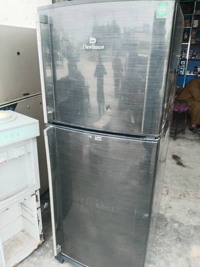 Dawlance Fridge for Sale – Excellent Working Condition