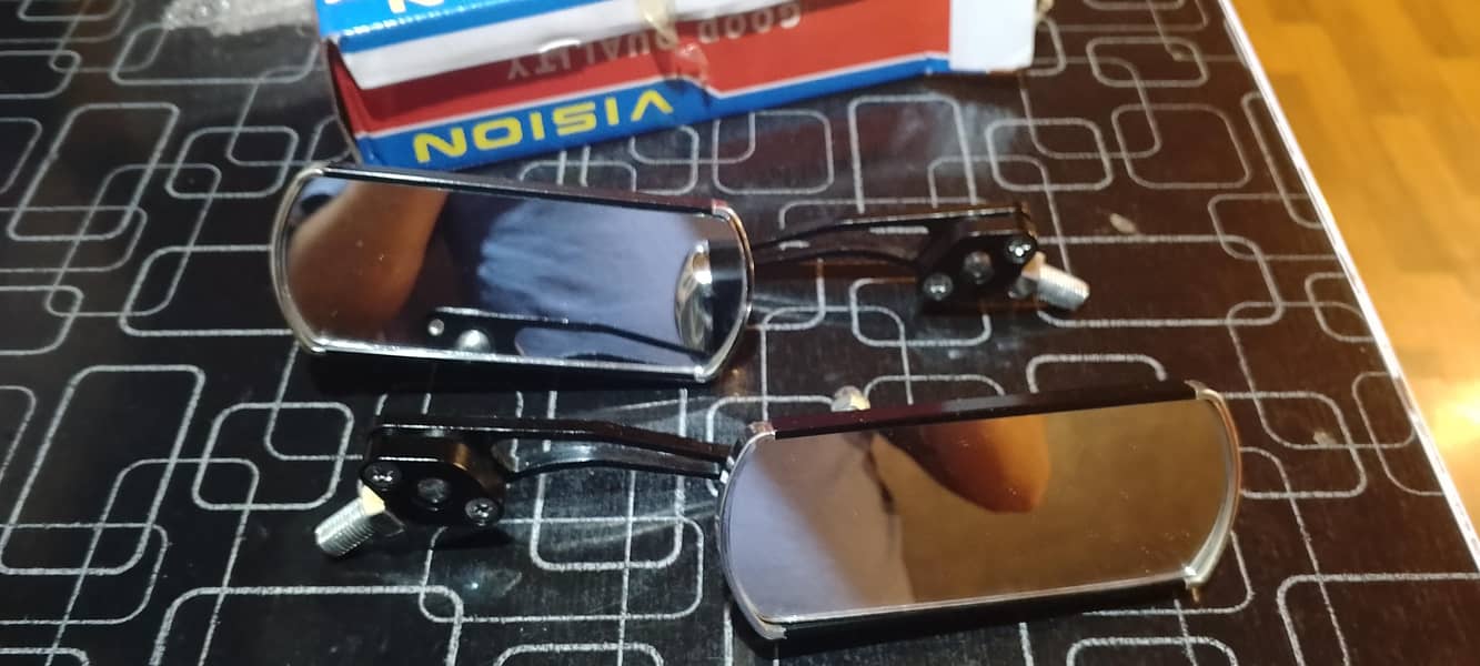 universal side mirror 1
