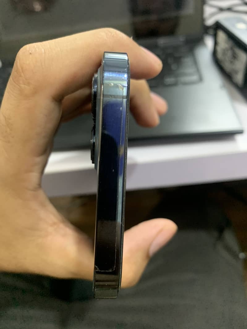 Apple iPhone 12 Pro Max 1