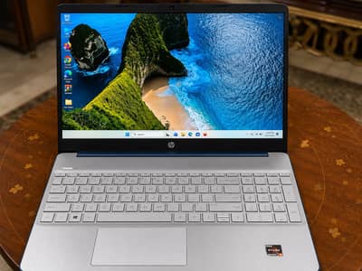 HP 15-ef2xxx Ryzen 5 Laptop – 16GB RAM | 512GB SSD | Excellent Conditi