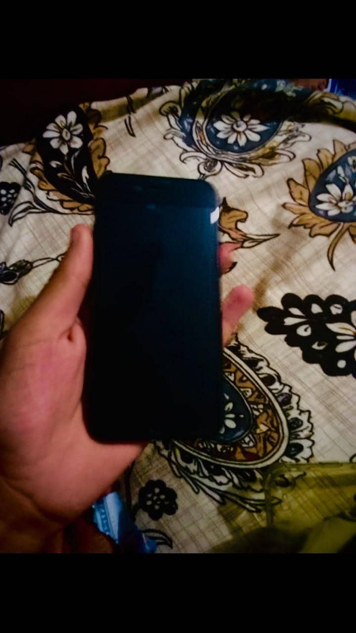 Apple iPhone SE 4