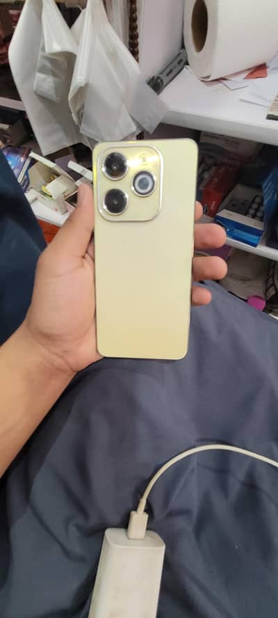Infinix Hot 40i