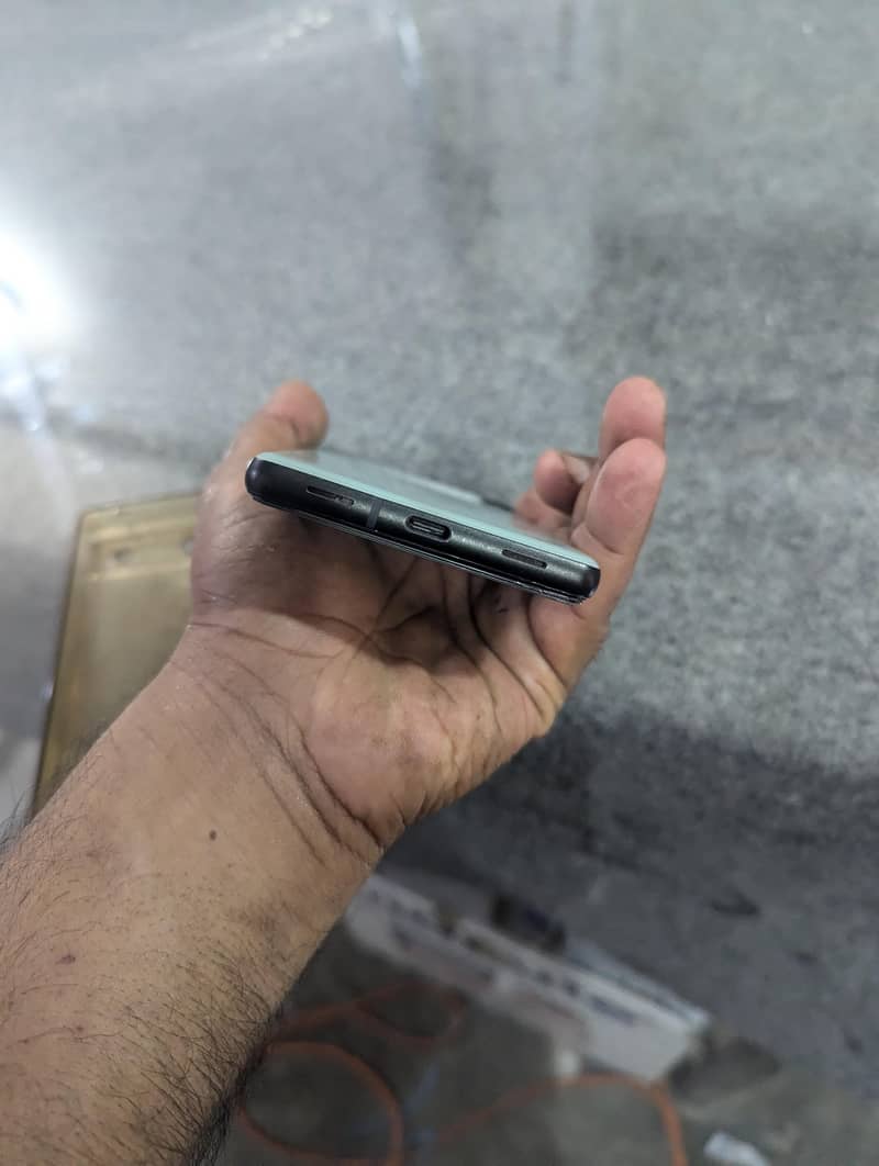 Google Pixel 6a 4