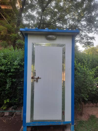 Toilet/ Bathroom in Container Portable 4 x 4 feet size