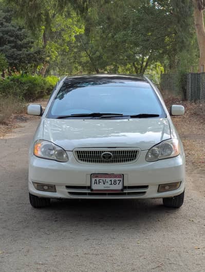Toyota Corolla Se saloon 2004 good condition just buy and drive