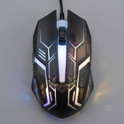 3D optical Mouse for Laptop and PC with built-in lighting.