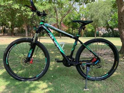 Alvas Highlux 310 Mountain Bicycle
