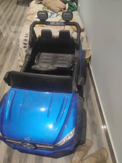 Kids remote control battery car