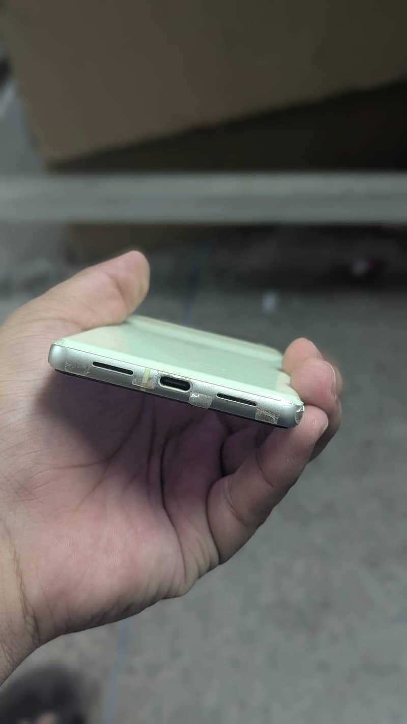 Google Pixel 7 3