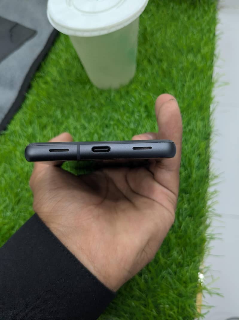 Google Pixel 7a 3
