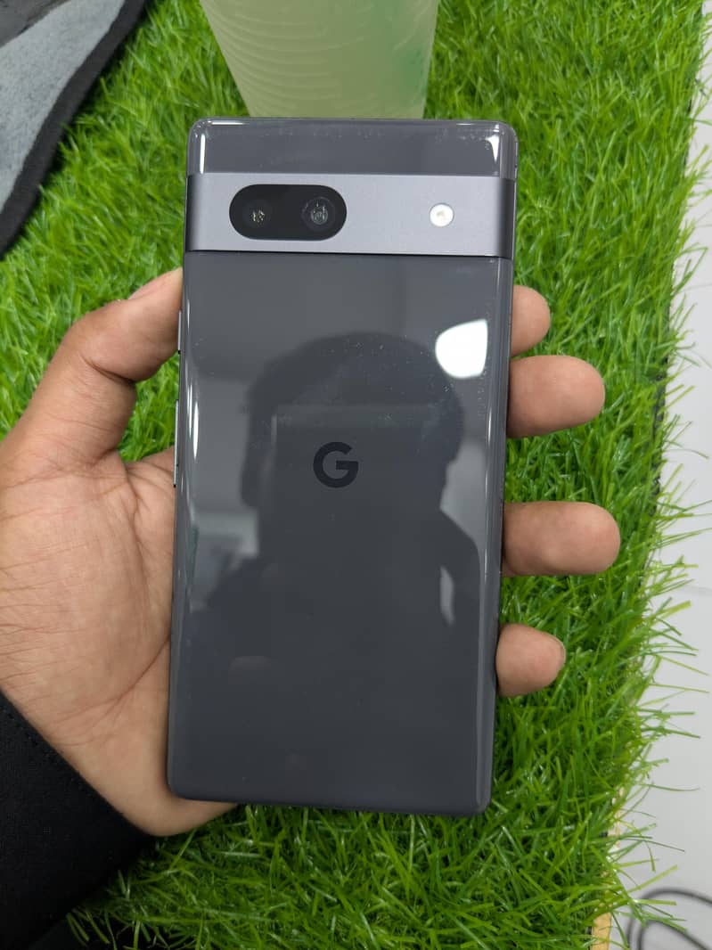 Google Pixel 7a 5