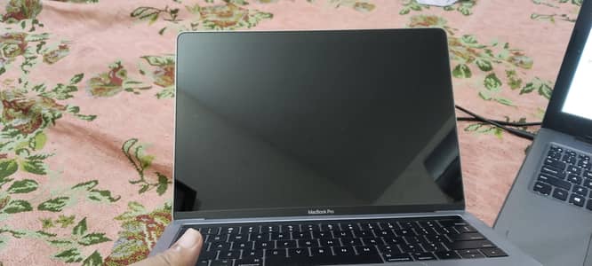 MacBook Pro 2018 Touchbar 13.3"  motherboard dead