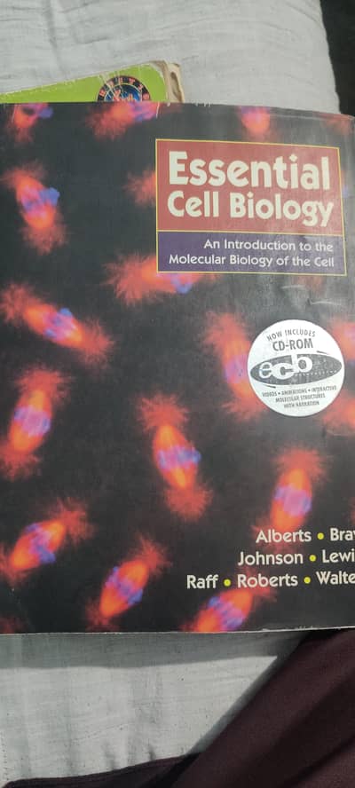 Essential cell Biology