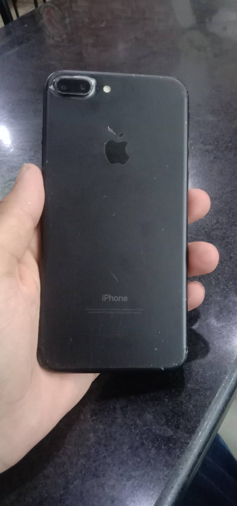 Apple iPhone 7 Plus 2