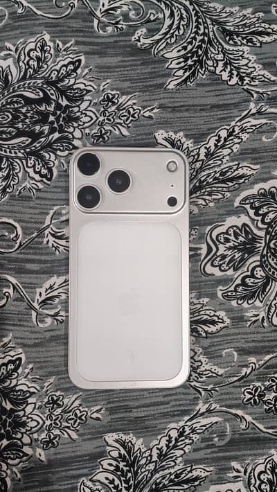 iPhone XR to iPhone 17 Pro Silver