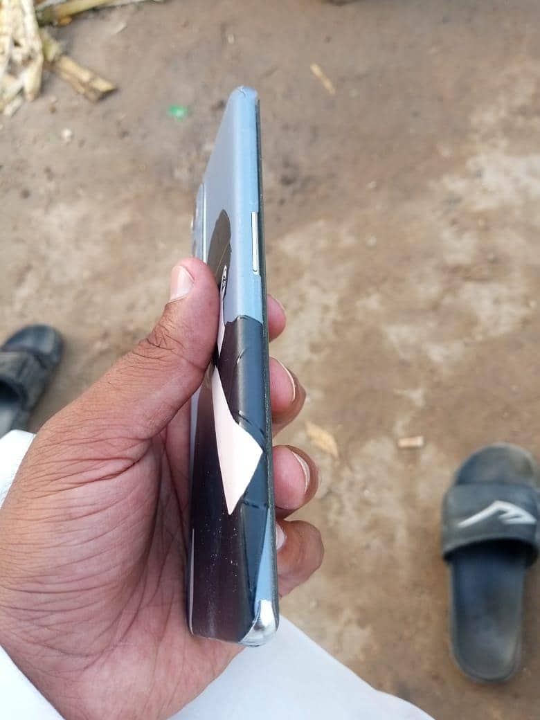 One Plus 9 Pro 1