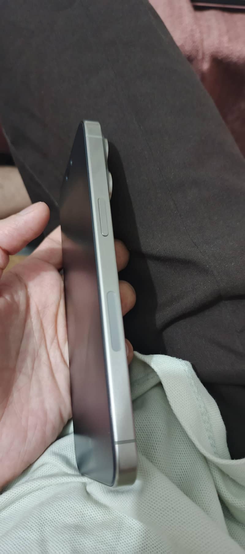iPhone 15 Pro Max (mint condition) 2