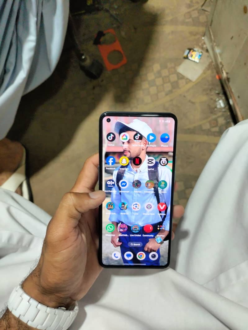 One Plus 9 4