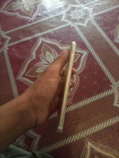 Apple iPhone 6S Plus