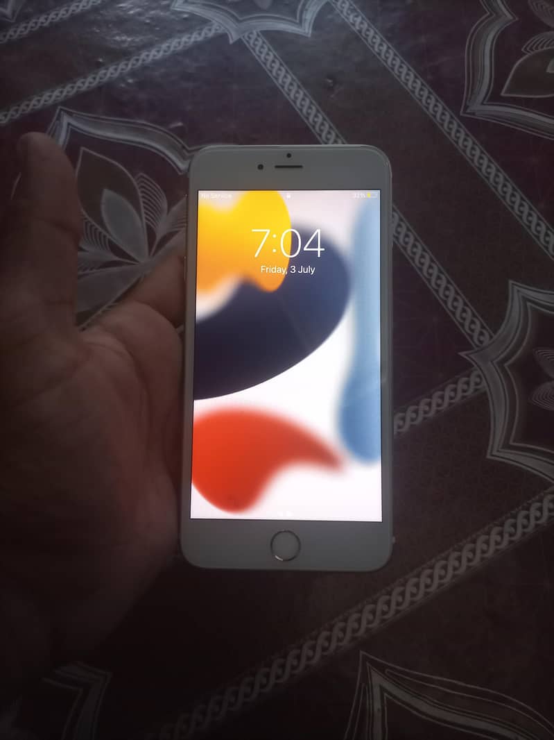 Apple iPhone 6S Plus 2
