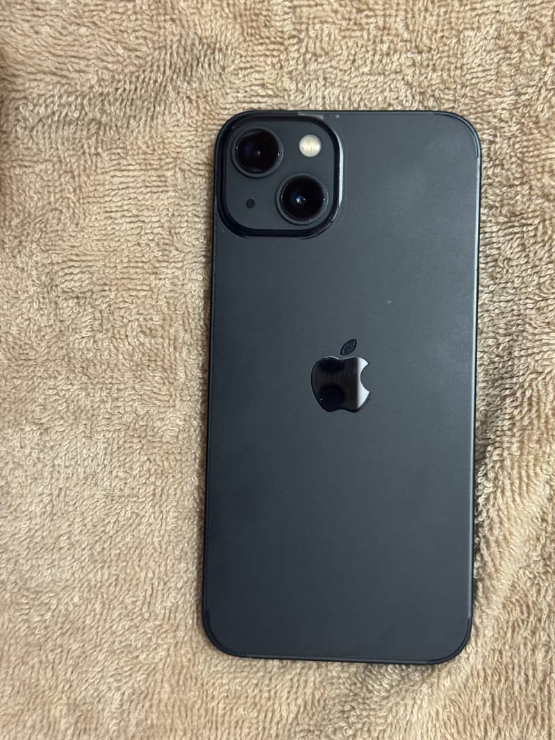 Apple iPhone 13 2