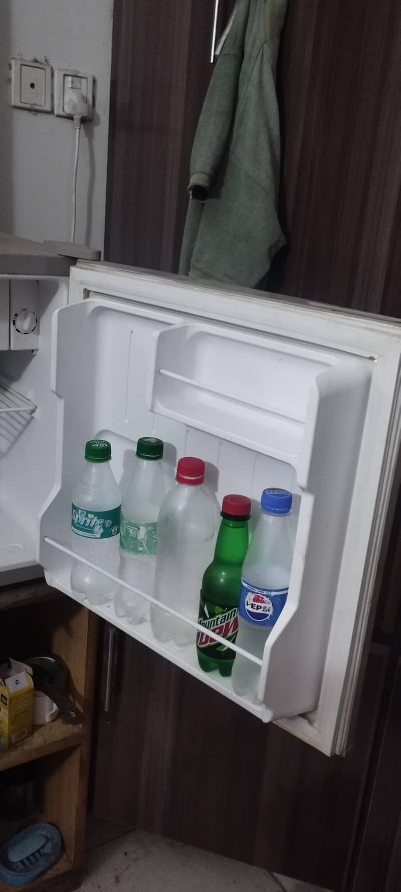 SG Mini Fridge 0