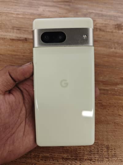 Google Pixel 7 available