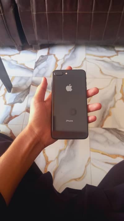 Apple iPhone 8 Plus