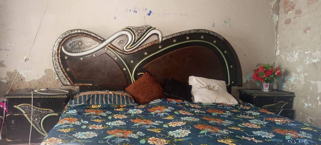 bed t 4