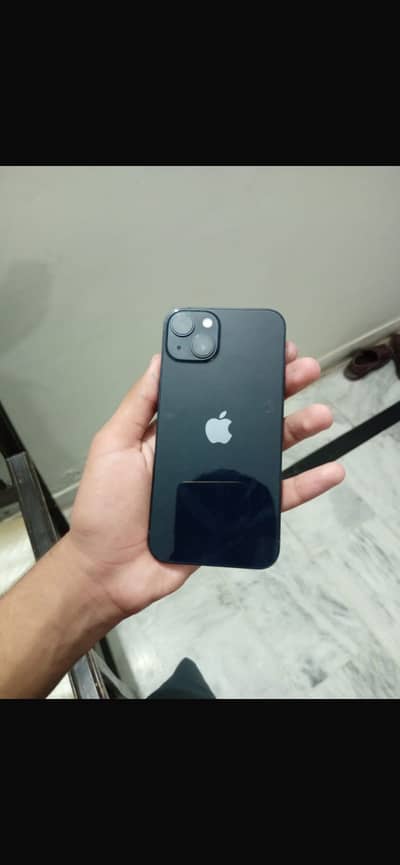 Apple iPhone 13