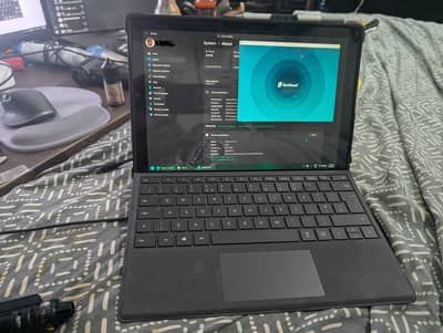 surface pro 7 | i5 - 10th | 16gb RAM | 256 ssd with Surface Pen