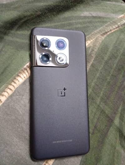 One Plus 10 Pro ( Shade )