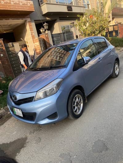 Toyota Vitz 2014