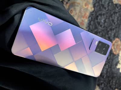 Vivo V21e