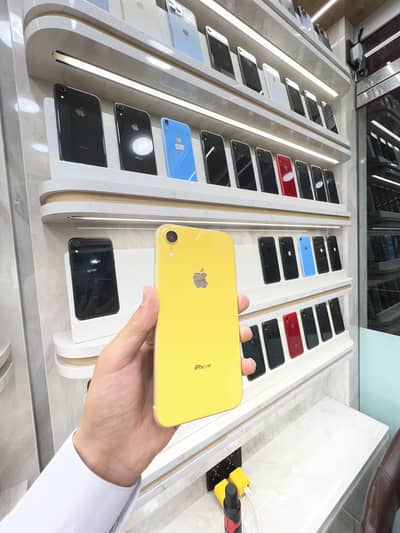 Apple iPhone XR