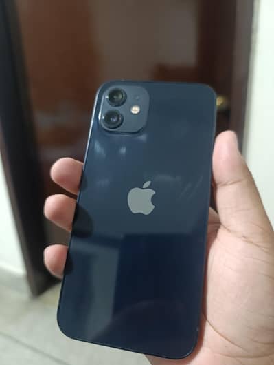 Apple iPhone 12