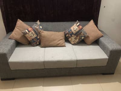 sofa 4 sale