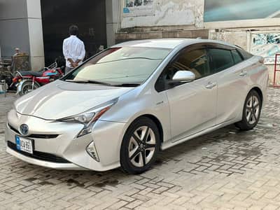 Toyota Prius 2017