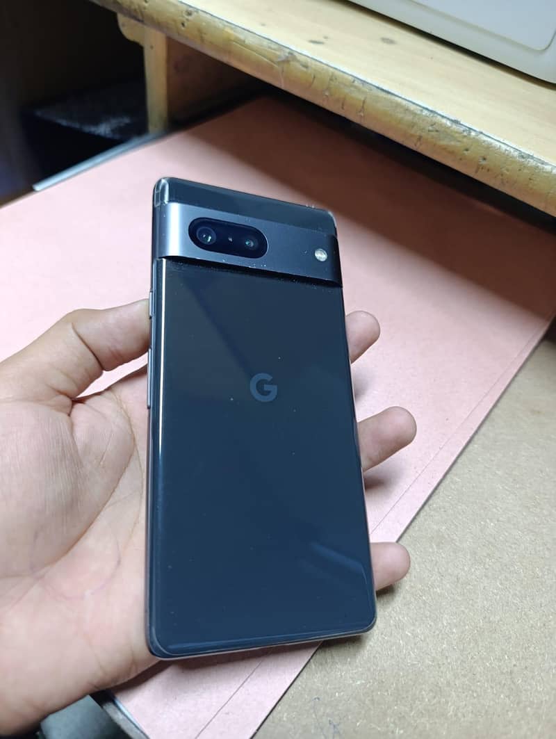 Google Pixel 7 3