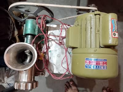 1  HP  Electric Mea grinder . Motor / Local assembled meat mincer